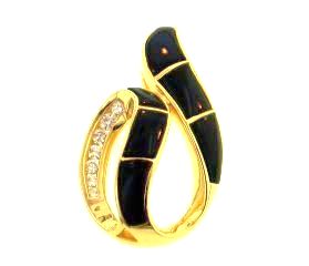 18KY Black Coral Pendant with Diamonds