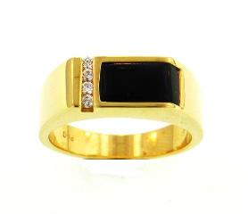 18KY Black Coral Ring with Diamonds